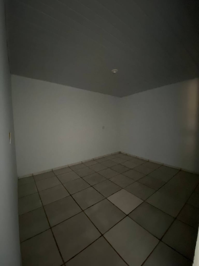 photo_5012648128230305322_y