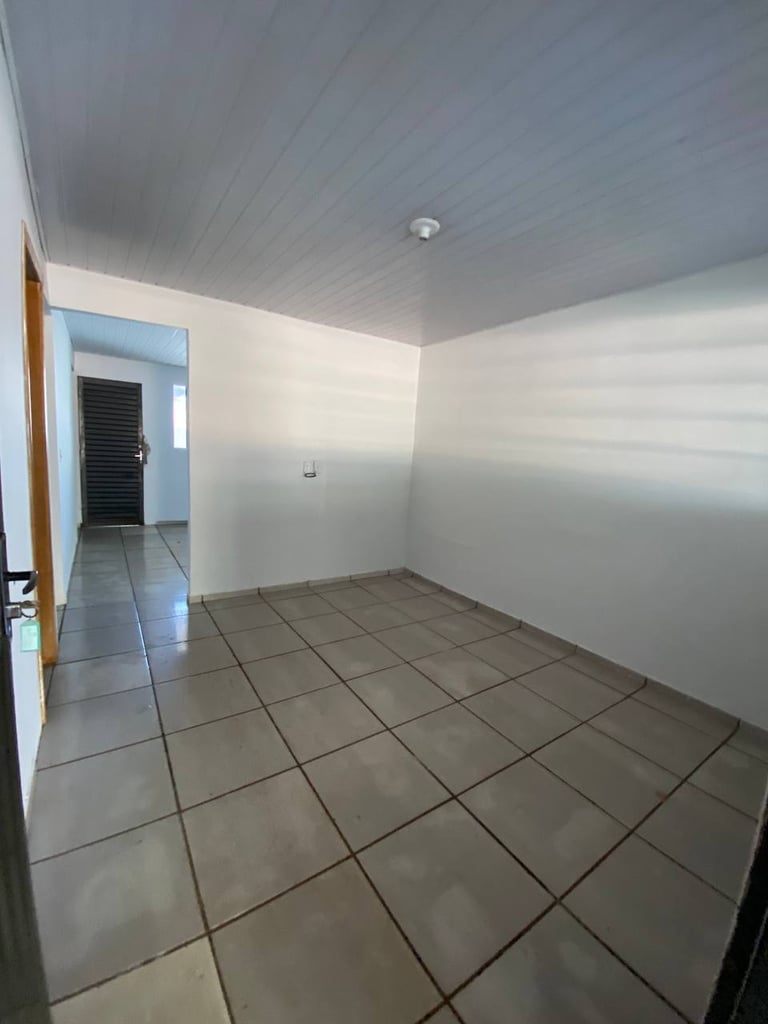 photo_5012648128230305325_y